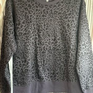 Ideology Crewneck sweatshirt NWT
